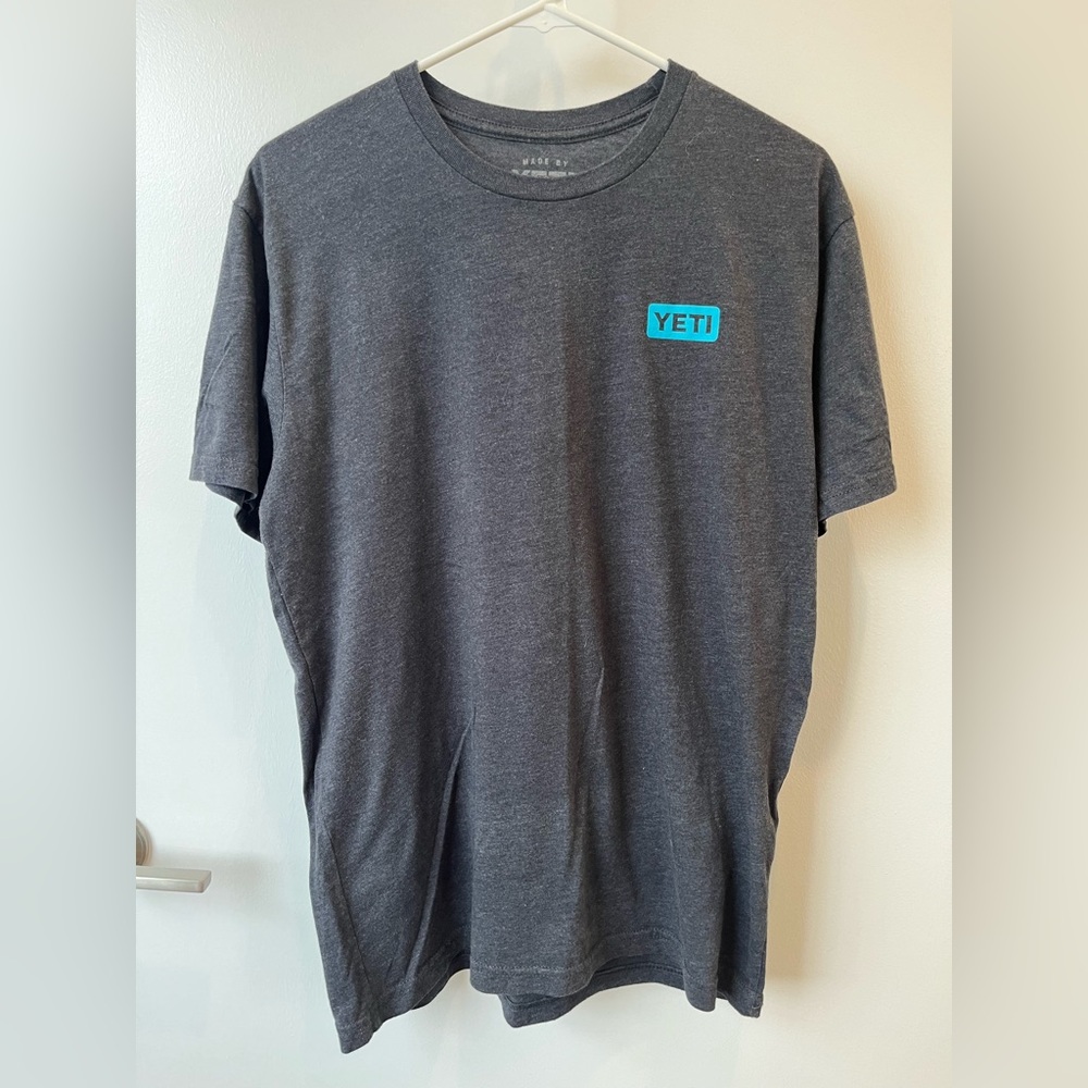 Men’s Large Yeti T-Shirt
